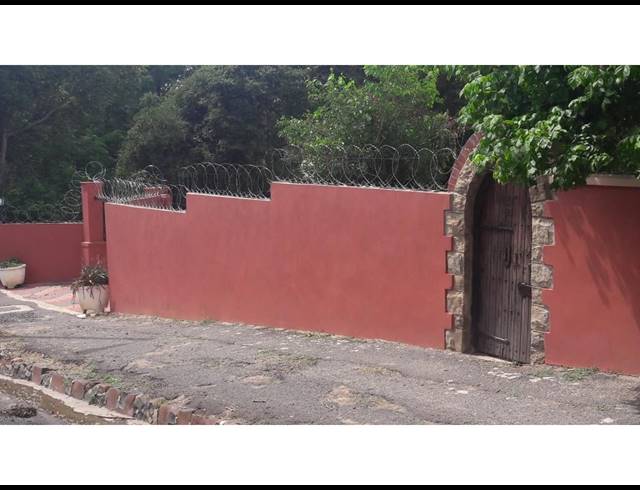 4,047M² BUSINESS TO LET IN ESTCOURT